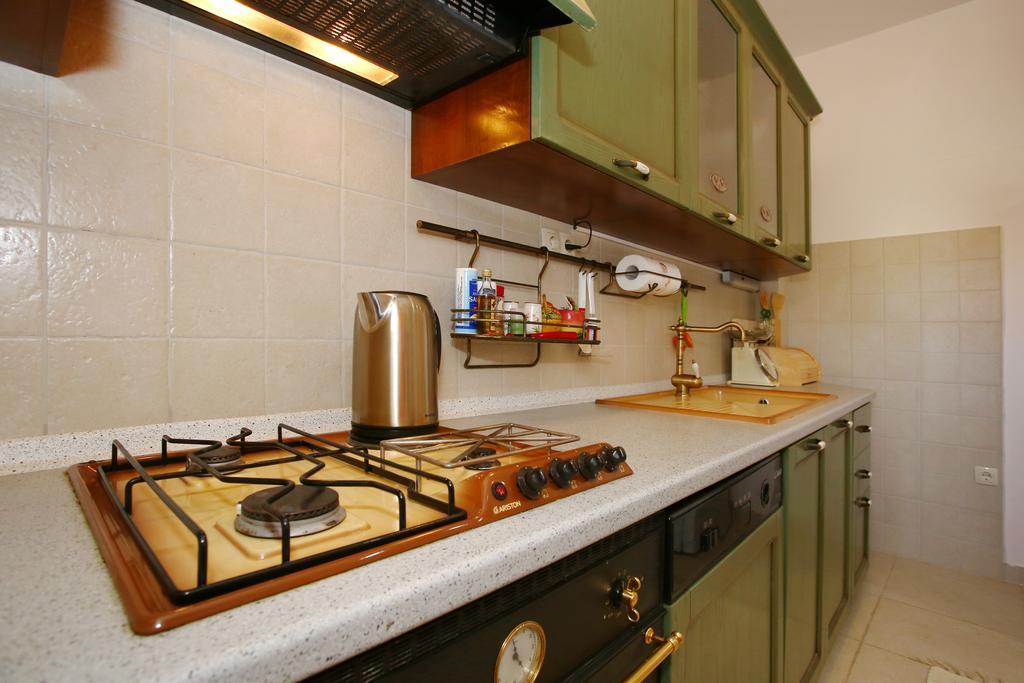 Rooms & Apartments Soline Nuove Biograd Na Moru Exterior photo